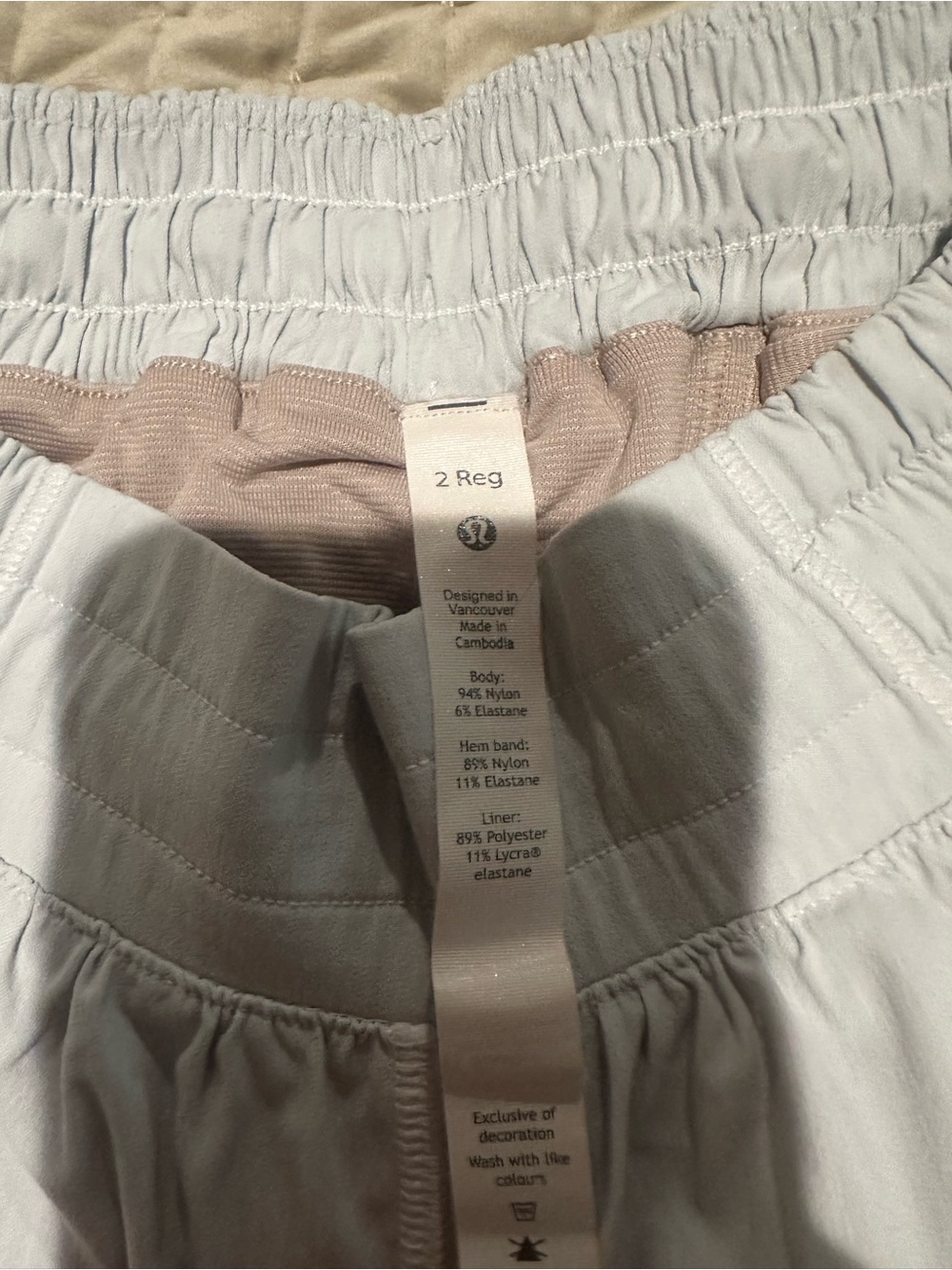 lululemon athletica Womens White Athletic Shorts with Mesh Trim - Picture 3 of 5